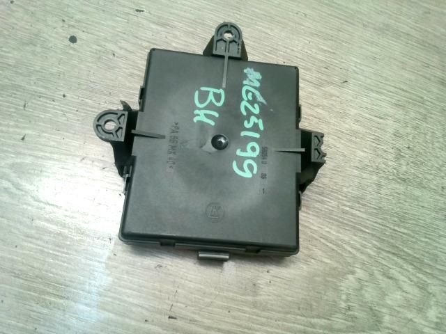 bontott MERCEDES-BENZ A-CLASS Bal hátsó Ajtó Vezérlőegység