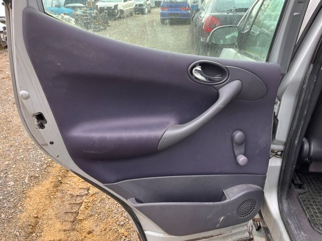 bontott MERCEDES-BENZ A-CLASS Bal hátsó Ajtóhatároló