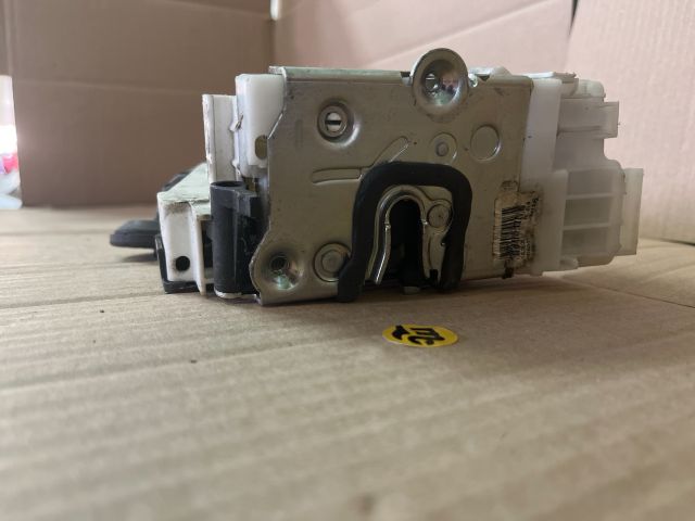 bontott MERCEDES-BENZ A-CLASS Bal hátsó Ajtózár