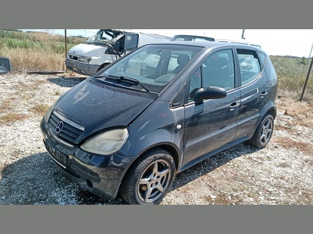 bontott MERCEDES-BENZ A-CLASS Bal hátsó Dobbetét (Kerékjárati, Műanyag)