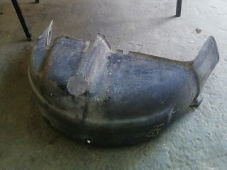 bontott MERCEDES-BENZ A-CLASS Bal hátsó Dobbetét (Kerékjárati, Műanyag)