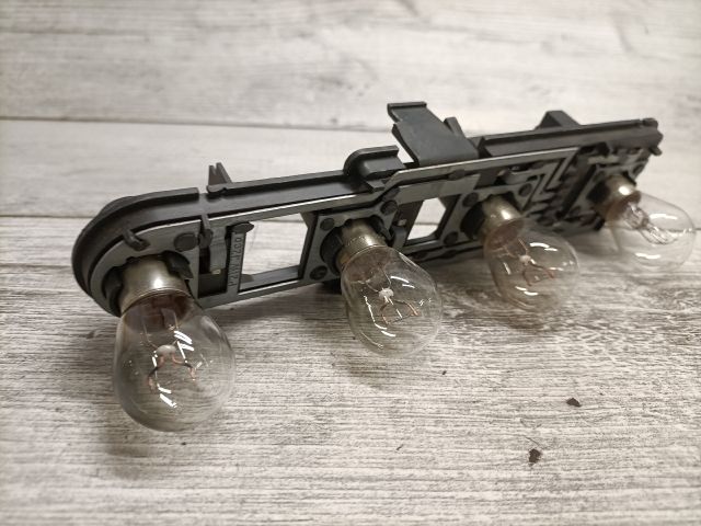 bontott MERCEDES-BENZ A-CLASS Bal Hátsó Lámpa Foglalat