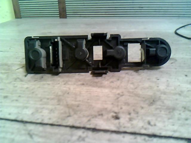 bontott MERCEDES-BENZ A-CLASS Bal Hátsó Lámpa Foglalat