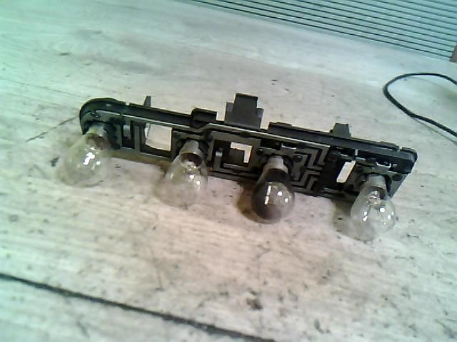 bontott MERCEDES-BENZ A-CLASS Bal Hátsó Lámpa Foglalat