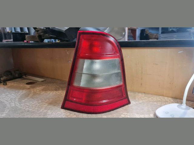 bontott MERCEDES-BENZ A-CLASS Bal Hátsó Lámpa