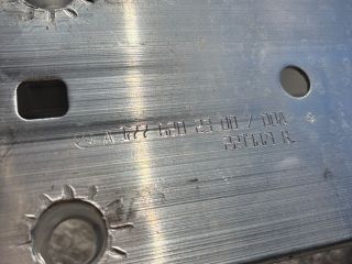 bontott MERCEDES-BENZ A-CLASS Bal Lökhárító Tartó Nyúlványvég