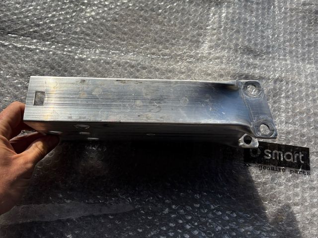 bontott MERCEDES-BENZ A-CLASS Bal Lökhárító Tartó Nyúlványvég