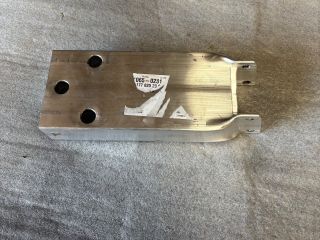 bontott MERCEDES-BENZ A-CLASS Bal Lökhárító Tartó Nyúlványvég