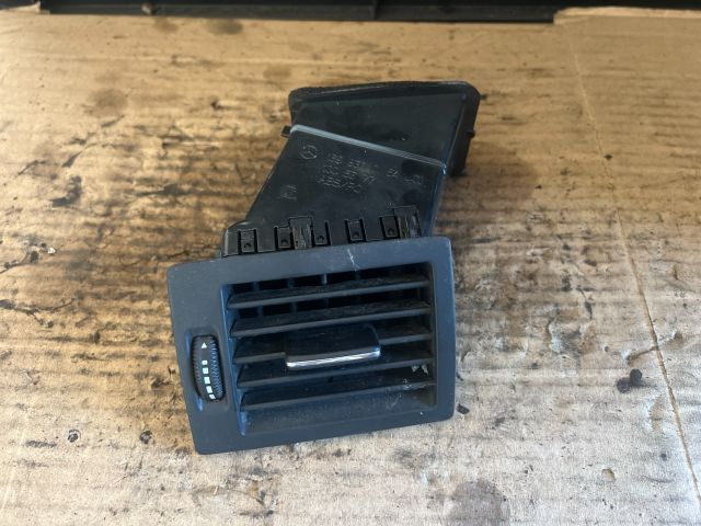 bontott MERCEDES-BENZ A-CLASS Bal Szellőző