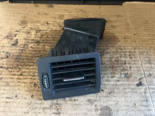 bontott MERCEDES-BENZ A-CLASS Bal Szellőző