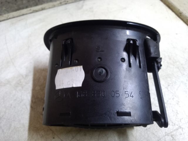 bontott MERCEDES-BENZ A-CLASS Bal Szellőző