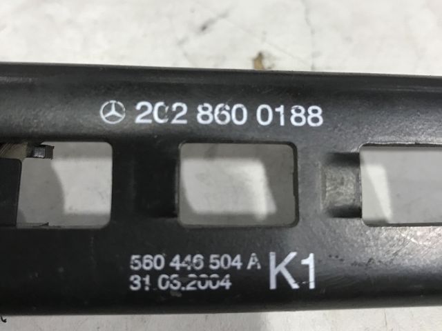 bontott MERCEDES-BENZ A-CLASS Biztonsági Öv Magasság Állító