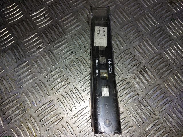 bontott MERCEDES-BENZ A-CLASS Biztonsági Öv Magasság Állító