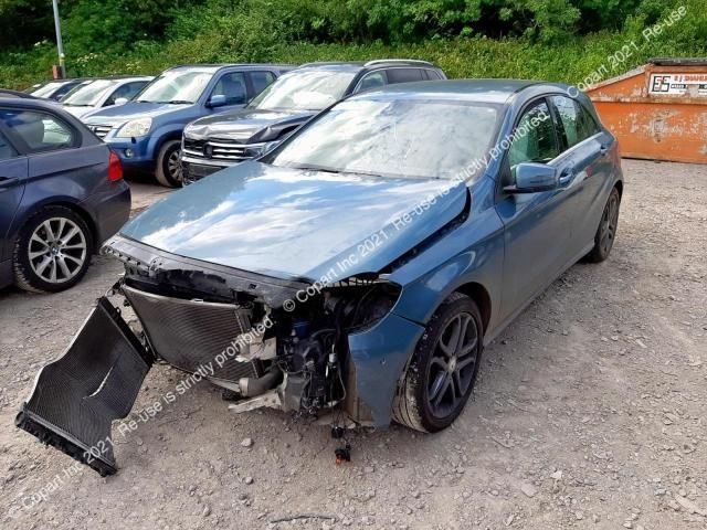 bontott MERCEDES-BENZ A-CLASS Biztosítéktábla Utastér