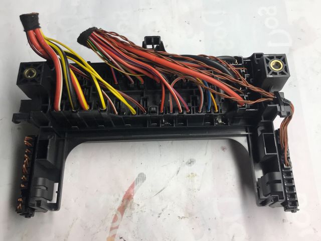 bontott MERCEDES-BENZ A-CLASS Biztosítéktábla Utastér