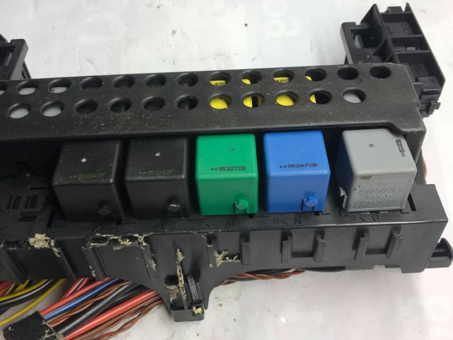 bontott MERCEDES-BENZ A-CLASS Biztosítéktábla Utastér