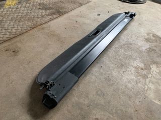 bontott MERCEDES-BENZ A-CLASS Csomagtér Roló