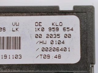 bontott MERCEDES-BENZ A-CLASS Csomagtér Roló