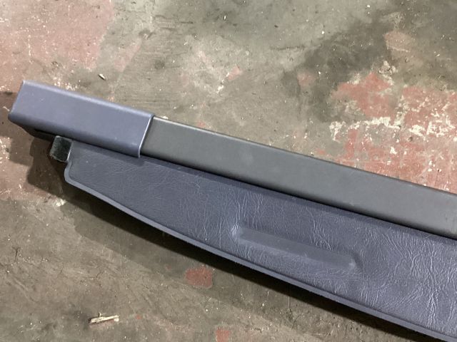 bontott MERCEDES-BENZ A-CLASS Csomagtér Roló