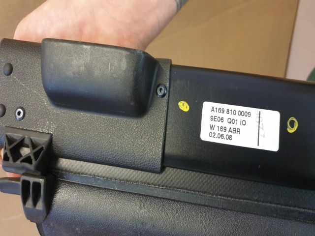 bontott MERCEDES-BENZ A-CLASS Csomagtér Roló