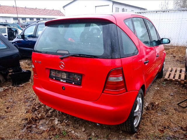 bontott MERCEDES-BENZ A-CLASS Csomagtérajtó Burkolat Felső