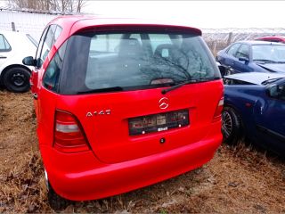 bontott MERCEDES-BENZ A-CLASS Csomagtérajtó Burkolat Felső