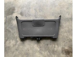 bontott MERCEDES-BENZ A-CLASS Csomagtérajtó Burkolat (Részeivel)