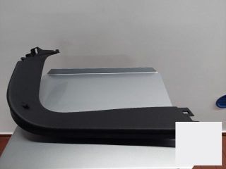 bontott MERCEDES-BENZ A-CLASS Csomagtérajtó Díszléc