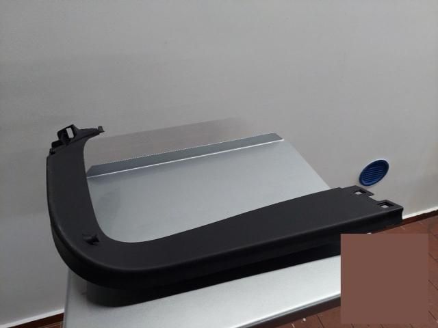 bontott MERCEDES-BENZ A-CLASS Csomagtérajtó Díszléc