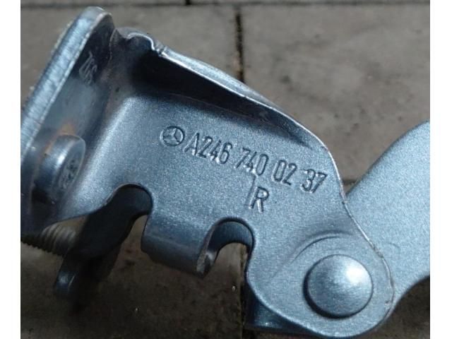 bontott MERCEDES-BENZ A-CLASS Csomagtérajtó Jobb Zsanér