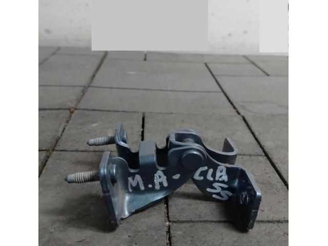 bontott MERCEDES-BENZ A-CLASS Csomagtérajtó Jobb Zsanér