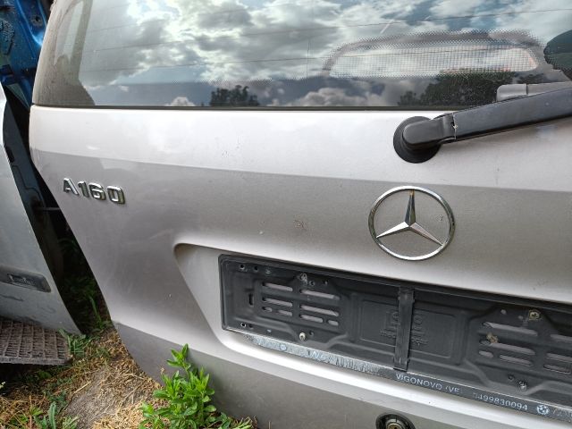 bontott MERCEDES-BENZ A-CLASS Csomagtérajtó (Részeivel)