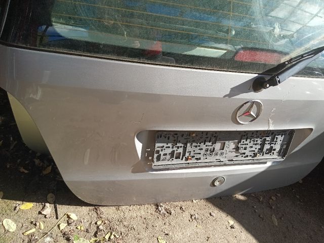 bontott MERCEDES-BENZ A-CLASS Csomagtérajtó (Részeivel)