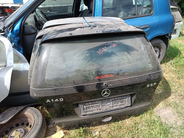 bontott MERCEDES-BENZ A-CLASS Csomagtérajtó (Részeivel)