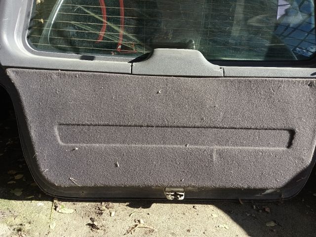 bontott MERCEDES-BENZ A-CLASS Csomagtérajtó (Részeivel)