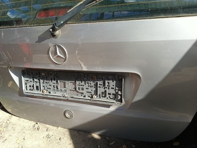 bontott MERCEDES-BENZ A-CLASS Csomagtérajtó (Részeivel)