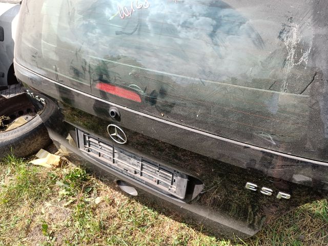 bontott MERCEDES-BENZ A-CLASS Csomagtérajtó (Részeivel)