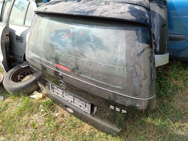 bontott MERCEDES-BENZ A-CLASS Csomagtérajtó (Részeivel)