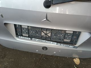 bontott MERCEDES-BENZ A-CLASS Csomagtérajtó (Részeivel)