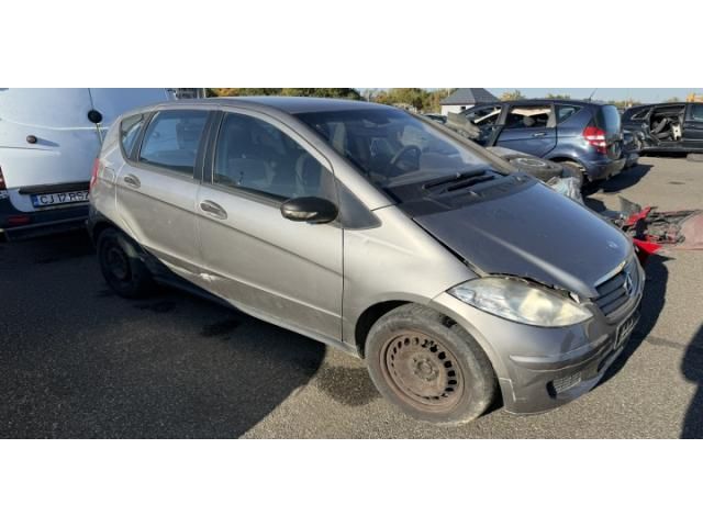 bontott MERCEDES-BENZ A-CLASS Csomagtérajtó (Üres lemez)