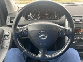 bontott MERCEDES-BENZ A-CLASS Csomagtérajtó (Üres lemez)
