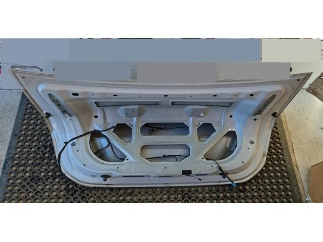 bontott MERCEDES-BENZ A-CLASS Csomagtérajtó (Üres lemez)