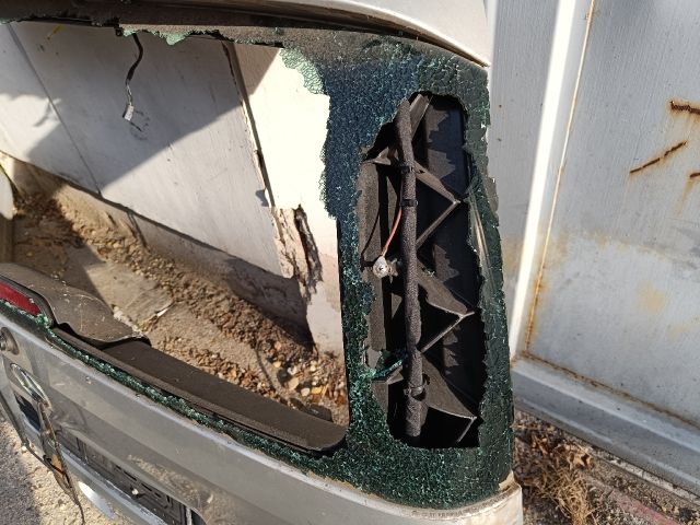 bontott MERCEDES-BENZ A-CLASS Csomagtérajtó (Üres lemez)