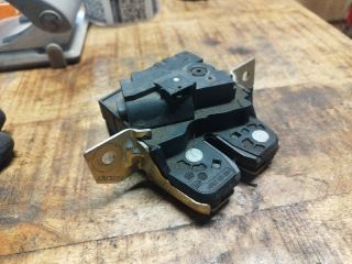 bontott MERCEDES-BENZ A-CLASS Csomagtérajtó Zárszerkezet