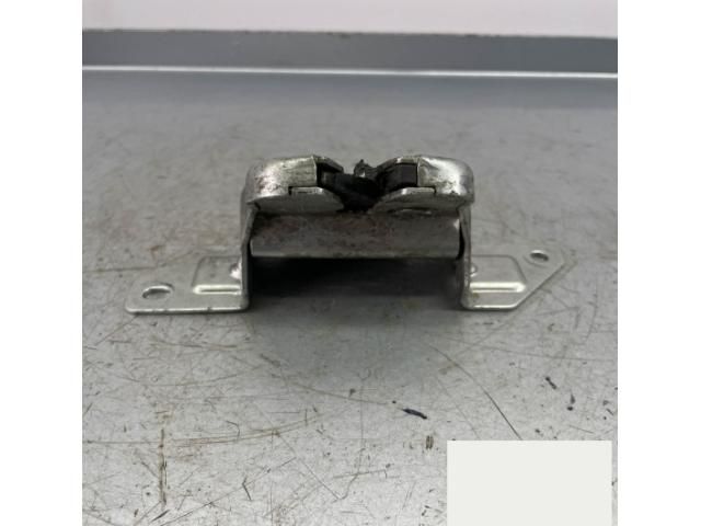 bontott MERCEDES-BENZ A-CLASS Csomagtérajtó Zárszerkezet