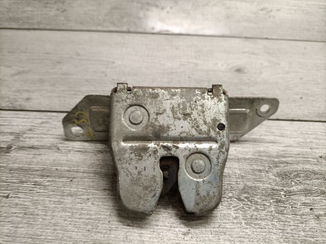 bontott MERCEDES-BENZ A-CLASS Csomagtérajtó Zárszerkezet