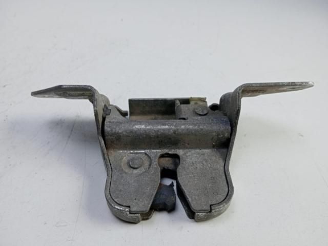 bontott MERCEDES-BENZ A-CLASS Csomagtérajtó Zárszerkezet