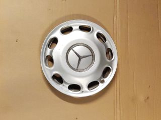 bontott MERCEDES-BENZ A-CLASS Dísztárcsa (1 db)