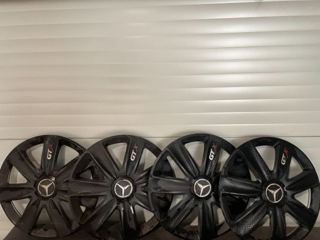 bontott MERCEDES-BENZ A-CLASS Dísztárcsa Szett