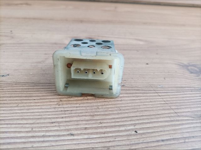 bontott MERCEDES-BENZ A-CLASS Előtét Ellenállás Fűtőmotor